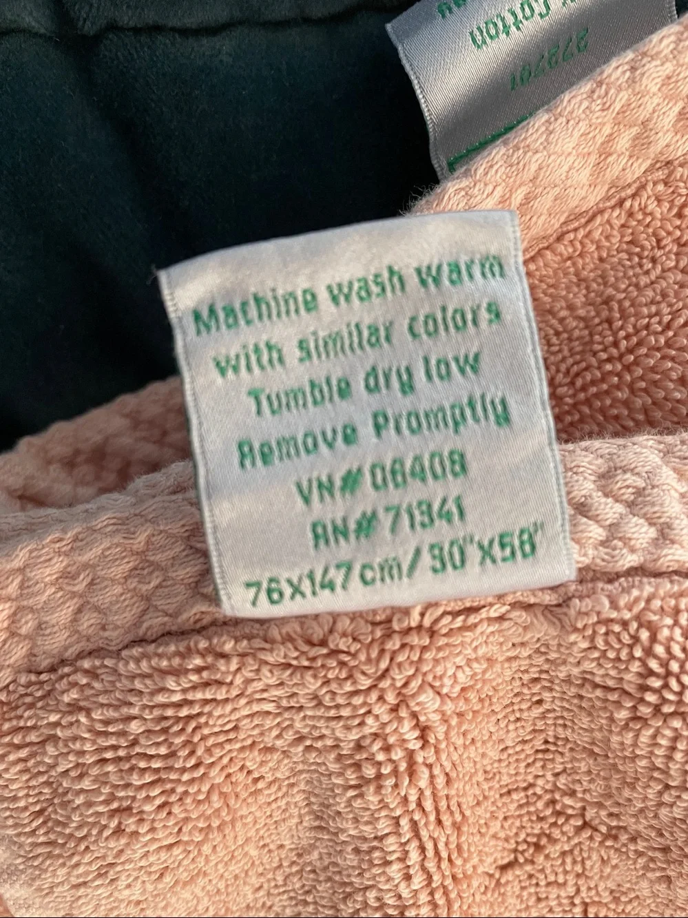 LLBean Peach Bath Towels. Set of 2